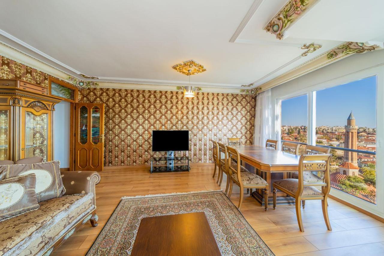 Lovely Flat With Sea View Near Beach In Muratpasa อันตัลยา ภายนอก รูปภาพ