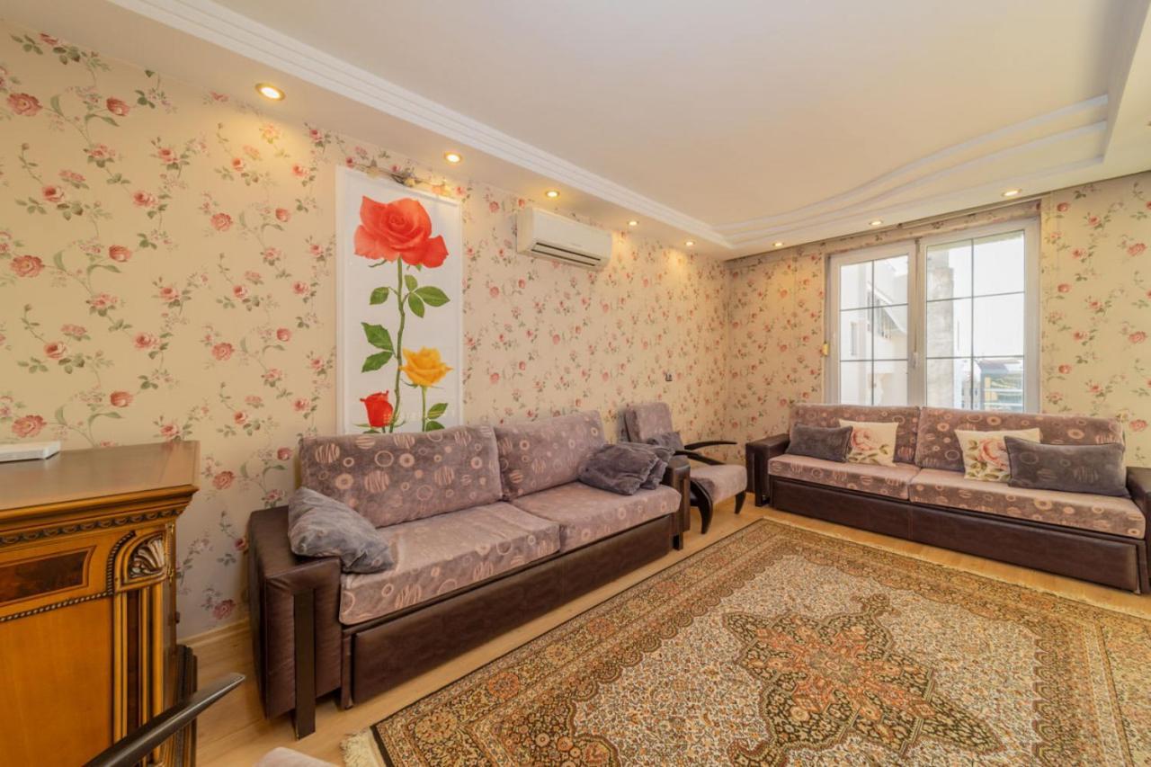 Lovely Flat With Sea View Near Beach In Muratpasa อันตัลยา ภายนอก รูปภาพ
